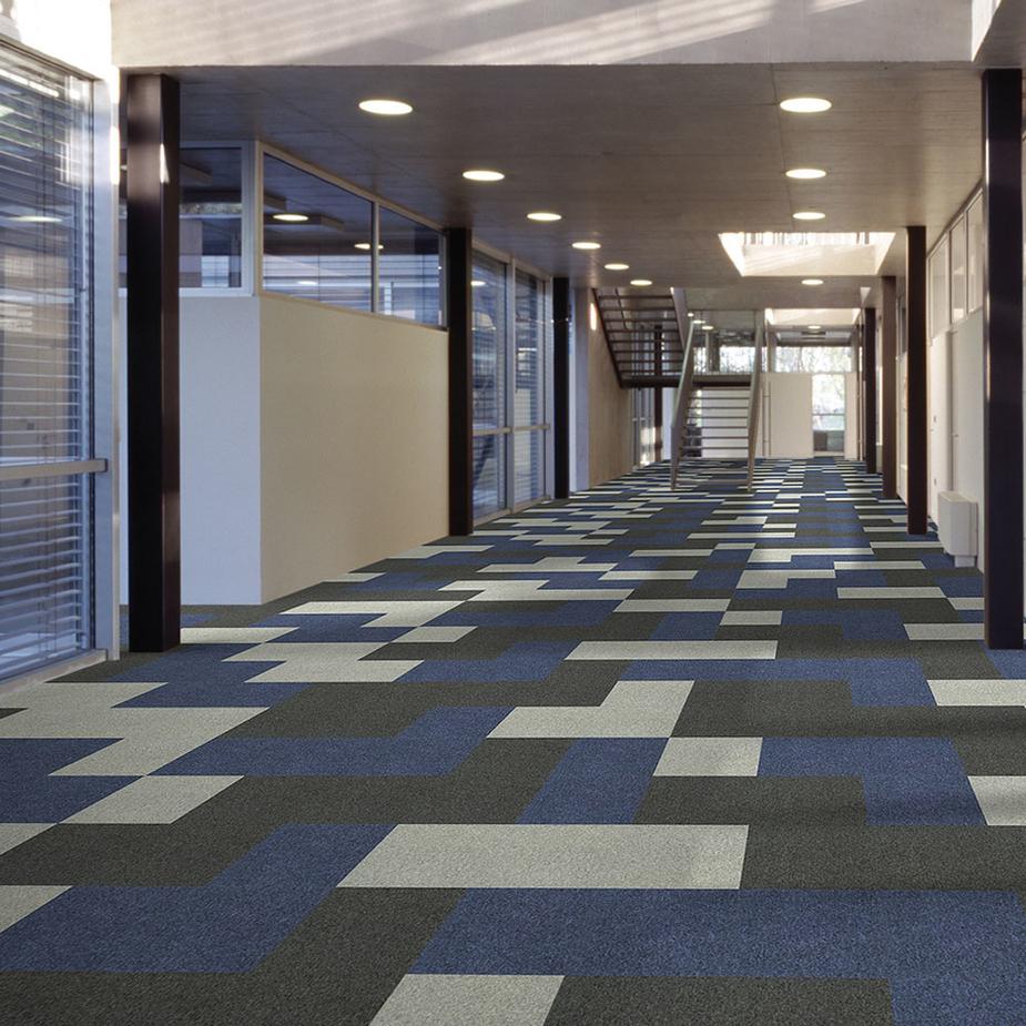 Ковровая плитка Tarkett SKY ORIG PVC 448-82 синий 5 кв.м 0,5х0,5 м Ковровая плитка Tarkett SKY ORIG PVC 448-82 синий 5 кв.м 0,5х0,5 м