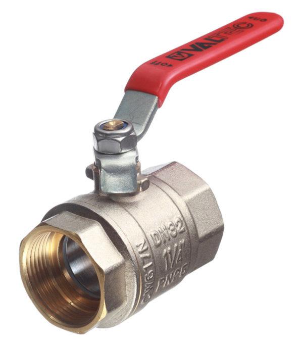 Кран шаровой латунный VALTEC Base (VT.214.N.07) 1 1/4 ВР(г) х 1 1/4 ВР(г) ручка прямой