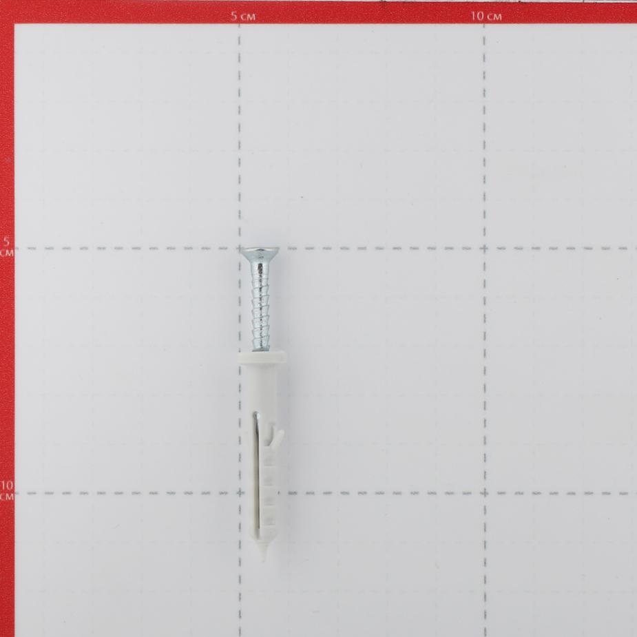 Набор для крепления плинтуса Набор для крепления плинтуса