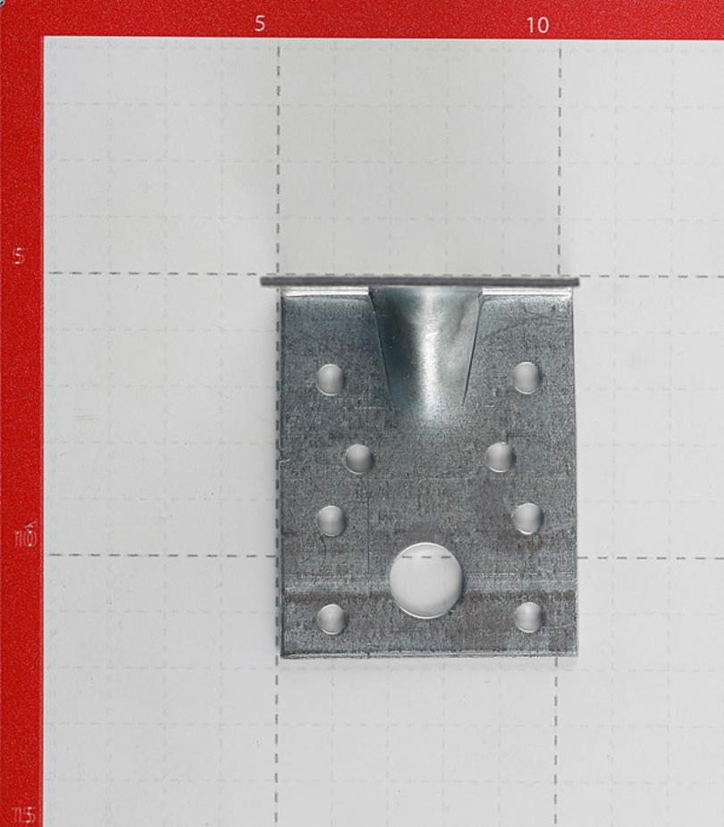 Уголок крепежный усиленный оцинкованный 70х70х55х2 мм Уголок крепежный усиленный оцинкованный 70х70х55х2 мм